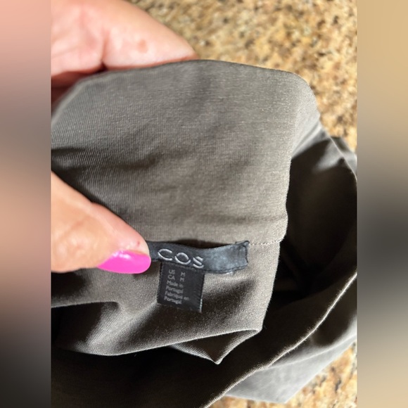 COS mock neck knee length draw size medium - Picture 2 of 2